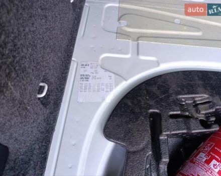 Белый Шкода Октавия, объемом двигателя 1.6 л и пробегом 276 тыс. км за 10500 $, фото 9 на Automoto.ua