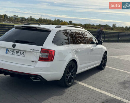 Белый Шкода Октавия, объемом двигателя 2 л и пробегом 320 тыс. км за 12500 $, фото 6 на Automoto.ua