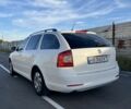 Белый Шкода Октавия, объемом двигателя 1.6 л и пробегом 229 тыс. км за 6999 $, фото 3 на Automoto.ua