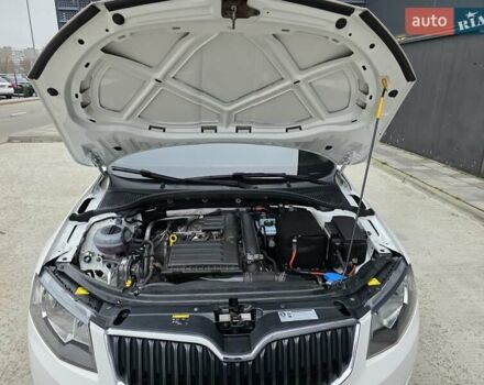 Белый Шкода Октавия, объемом двигателя 1.2 л и пробегом 170 тыс. км за 7200 $, фото 73 на Automoto.ua