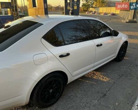 Белый Шкода Октавия, объемом двигателя 1.6 л и пробегом 188 тыс. км за 9278 $, фото 2 на Automoto.ua