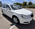 Белый Шкода Октавия, объемом двигателя 1.6 л и пробегом 236 тыс. км за 9800 $, фото 1 на Automoto.ua
