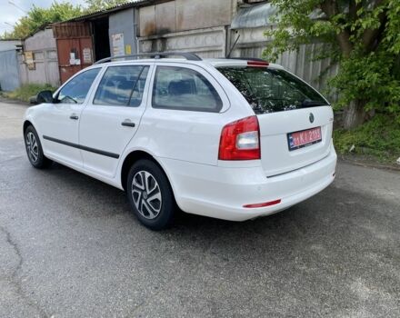 Белый Шкода Октавия, объемом двигателя 1.6 л и пробегом 195 тыс. км за 7700 $, фото 7 на Automoto.ua