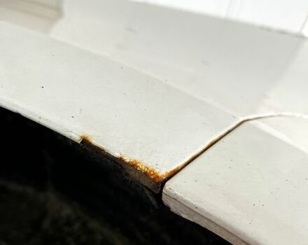 Белый Шкода Октавия, объемом двигателя 1.8 л и пробегом 210 тыс. км за 10100 $, фото 2 на Automoto.ua