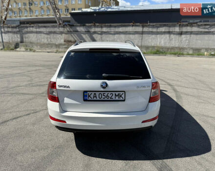 Білий Шкода Октавія, об'ємом двигуна 1.6 л та пробігом 330 тис. км за 10200 $, фото 4 на Automoto.ua