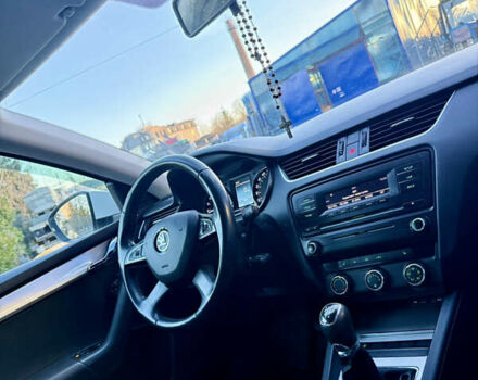 Белый Шкода Октавия, объемом двигателя 1.6 л и пробегом 297 тыс. км за 9100 $, фото 60 на Automoto.ua