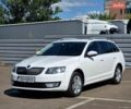 Белый Шкода Октавия, объемом двигателя 1.8 л и пробегом 283 тыс. км за 10950 $, фото 1 на Automoto.ua