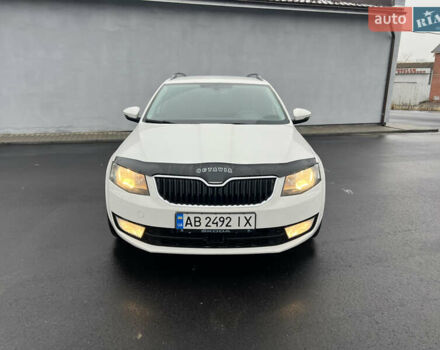 Білий Шкода Октавія, об'ємом двигуна 1.6 л та пробігом 225 тис. км за 8799 $, фото 1 на Automoto.ua