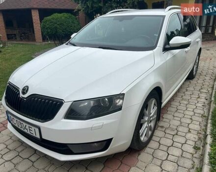 Белый Шкода Октавия, объемом двигателя 1.6 л и пробегом 309 тыс. км за 10900 $, фото 4 на Automoto.ua