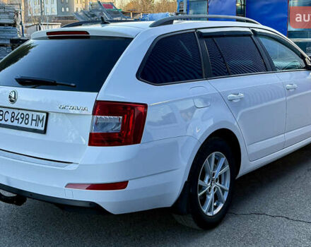 Белый Шкода Октавия, объемом двигателя 1.6 л и пробегом 297 тыс. км за 9100 $, фото 33 на Automoto.ua