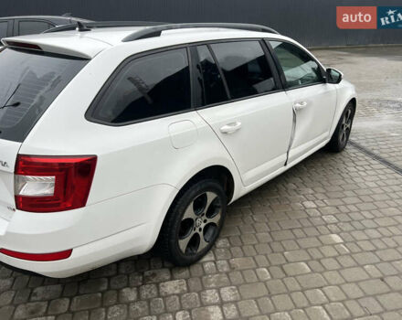 Белый Шкода Октавия, объемом двигателя 1.97 л и пробегом 309 тыс. км за 7750 $, фото 4 на Automoto.ua
