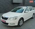 Белый Шкода Октавия, объемом двигателя 2 л и пробегом 270 тыс. км за 9600 $, фото 1 на Automoto.ua