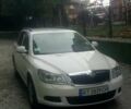 Белый Шкода Октавия, объемом двигателя 1.6 л и пробегом 210 тыс. км за 8700 $, фото 1 на Automoto.ua