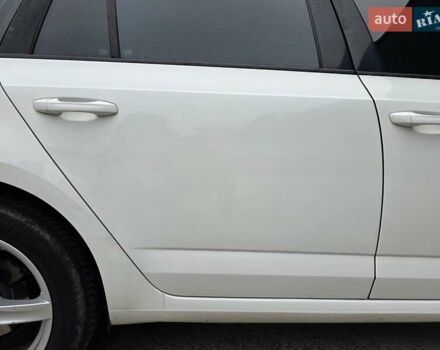Белый Шкода Октавия, объемом двигателя 1.2 л и пробегом 170 тыс. км за 7200 $, фото 21 на Automoto.ua