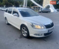 Белый Шкода Октавия, объемом двигателя 1.6 л и пробегом 280 тыс. км за 8500 $, фото 1 на Automoto.ua