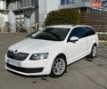 Білий Шкода Октавія, об'ємом двигуна 1.6 л та пробігом 335 тис. км за 10500 $, фото 1 на Automoto.ua