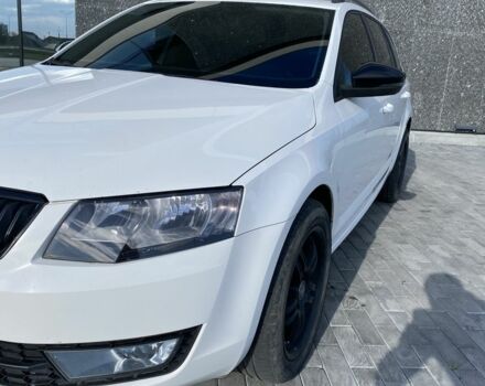 Шкода Октавія 2013 у Ужгороді на Automoto.ua Білий Шкода Октавія, об'ємом двигуна 1.6 л та пробігом 360 тис. км за 8600 $, фото 5 на Automoto.ua