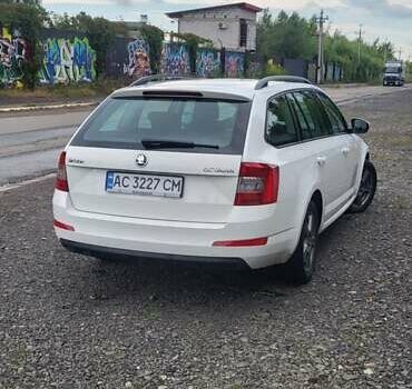 Белый Шкода Октавия, объемом двигателя 1.6 л и пробегом 277 тыс. км за 8990 $, фото 7 на Automoto.ua