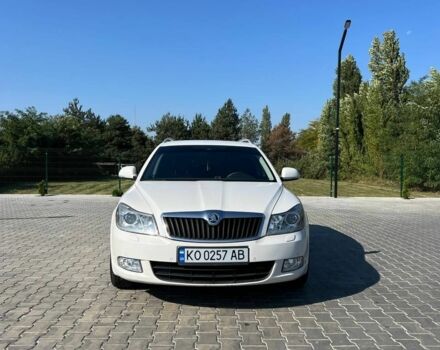 Білий Шкода Октавія, об'ємом двигуна 2 л та пробігом 310 тис. км за 8500 $, фото 7 на Automoto.ua