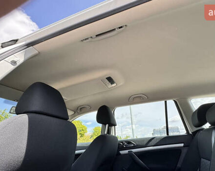 Белый Шкода Октавия, объемом двигателя 1.6 л и пробегом 228 тыс. км за 9300 $, фото 12 на Automoto.ua