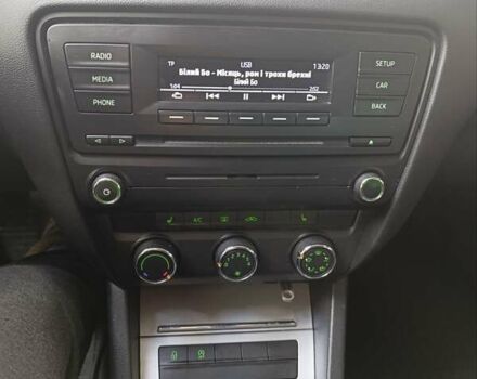 Белый Шкода Октавия, объемом двигателя 1.6 л и пробегом 276 тыс. км за 10500 $, фото 16 на Automoto.ua