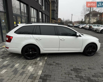 Белый Шкода Октавия, объемом двигателя 1.4 л и пробегом 208 тыс. км за 10000 $, фото 15 на Automoto.ua