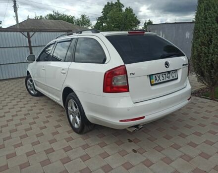 Белый Шкода Октавия, объемом двигателя 1.8 л и пробегом 125 тыс. км за 9600 $, фото 7 на Automoto.ua