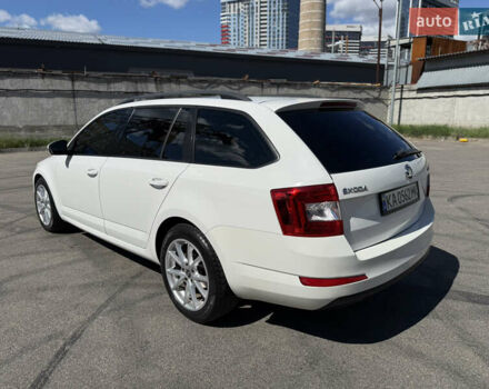 Білий Шкода Октавія, об'ємом двигуна 1.6 л та пробігом 330 тис. км за 10200 $, фото 5 на Automoto.ua