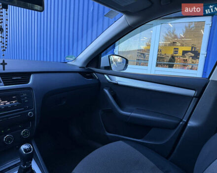 Белый Шкода Октавия, объемом двигателя 1.6 л и пробегом 297 тыс. км за 9100 $, фото 52 на Automoto.ua