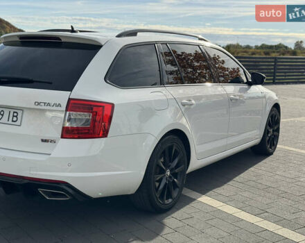 Белый Шкода Октавия, объемом двигателя 2 л и пробегом 320 тыс. км за 12500 $, фото 37 на Automoto.ua