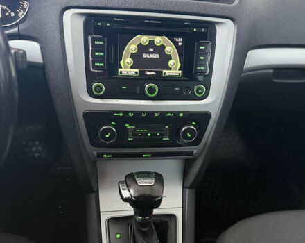 Белый Шкода Октавия, объемом двигателя 1.97 л и пробегом 236 тыс. км за 8999 $, фото 13 на Automoto.ua