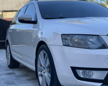 Белый Шкода Октавия, объемом двигателя 1.97 л и пробегом 330 тыс. км за 10650 $, фото 11 на Automoto.ua