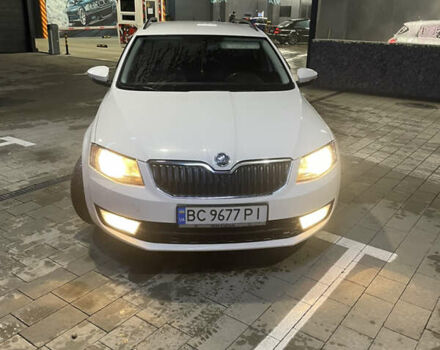 Белый Шкода Октавия, объемом двигателя 1.6 л и пробегом 262 тыс. км за 9600 $, фото 7 на Automoto.ua