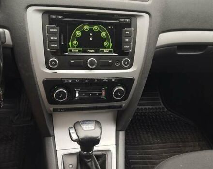 Белый Шкода Октавия, объемом двигателя 1.6 л и пробегом 282 тыс. км за 10450 $, фото 1 на Automoto.ua