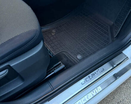 Белый Шкода Октавия, объемом двигателя 1.6 л и пробегом 297 тыс. км за 9100 $, фото 62 на Automoto.ua