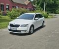 Белый Шкода Октавия, объемом двигателя 1.6 л и пробегом 306 тыс. км за 6800 $, фото 1 на Automoto.ua