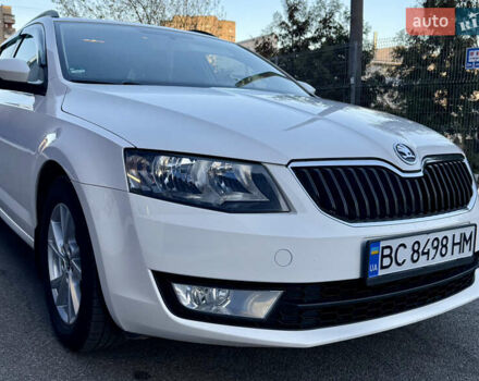 Белый Шкода Октавия, объемом двигателя 1.6 л и пробегом 297 тыс. км за 9100 $, фото 22 на Automoto.ua