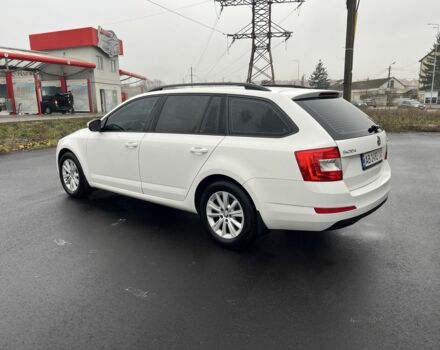 Белый Шкода Октавия, объемом двигателя 1.6 л и пробегом 225 тыс. км за 8300 $, фото 2 на Automoto.ua