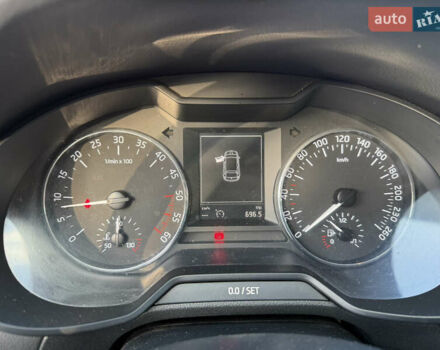 Белый Шкода Октавия, объемом двигателя 1.6 л и пробегом 280 тыс. км за 9500 $, фото 15 на Automoto.ua