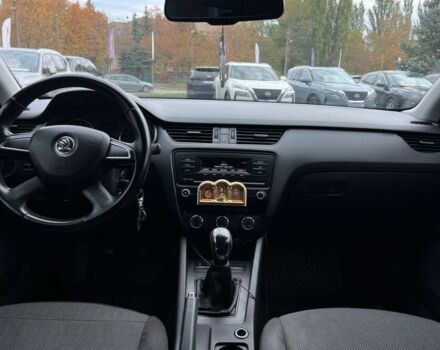 Білий Шкода Октавія, об'ємом двигуна 1.6 л та пробігом 274 тис. км за 8700 $, фото 9 на Automoto.ua