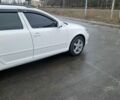 Белый Шкода Октавия, объемом двигателя 1.62 л и пробегом 210 тыс. км за 8600 $, фото 1 на Automoto.ua