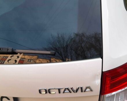 Білий Шкода Октавія, об'ємом двигуна 1.6 л та пробігом 231 тис. км за 10500 $, фото 2 на Automoto.ua