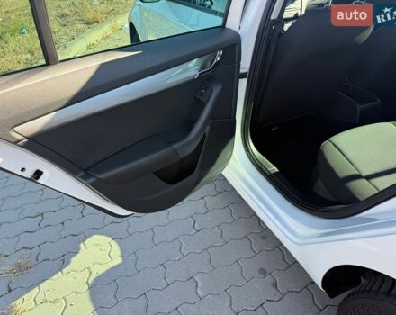 Білий Шкода Октавія, об'ємом двигуна 1.4 л та пробігом 144 тис. км за 9800 $, фото 55 на Automoto.ua