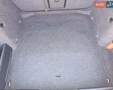 Білий Шкода Октавія, об'ємом двигуна 1.6 л та пробігом 276 тис. км за 10500 $, фото 10 на Automoto.ua