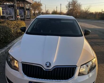 Белый Шкода Октавия, объемом двигателя 1.6 л и пробегом 188 тыс. км за 9278 $, фото 3 на Automoto.ua