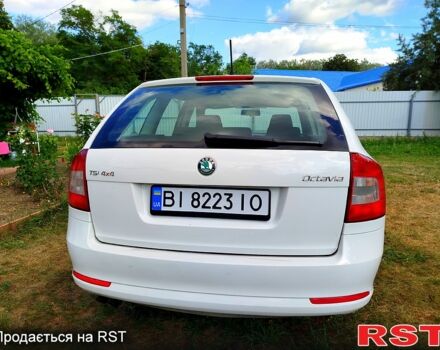 Белый Шкода Октавия, объемом двигателя 1.8 л и пробегом 222 тыс. км за 8400 $, фото 2 на Automoto.ua