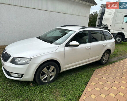 Білий Шкода Октавія, об'ємом двигуна 1.6 л та пробігом 247 тис. км за 8750 $, фото 1 на Automoto.ua