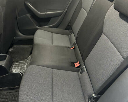 Белый Шкода Октавия, объемом двигателя 1.6 л и пробегом 330 тыс. км за 8000 $, фото 8 на Automoto.ua