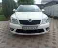 Белый Шкода Октавия, объемом двигателя 1.8 л и пробегом 125 тыс. км за 9600 $, фото 1 на Automoto.ua