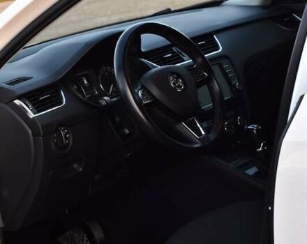 Білий Шкода Октавія, об'ємом двигуна 1.8 л та пробігом 191 тис. км за 12650 $, фото 7 на Automoto.ua